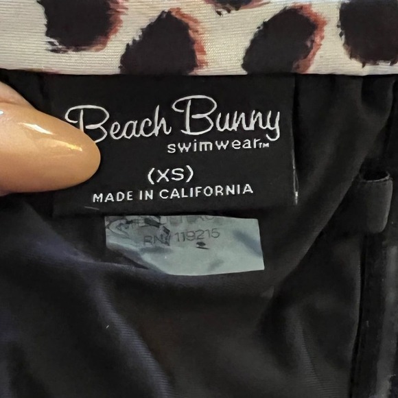 Beach Bunny Born to be Wild Leopard Bandeau Bikini Top‎ - Picture 7 of 9